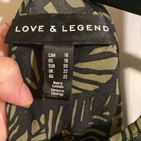 COPY - Love and legend tank - Picture 3 of 3